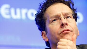 Ντάισελμπλουμ: «Εφικτή μία τμηματική απελευθέρωση κεφαλαίων στην Ελλάδα»