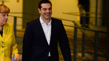 Tηλεφωνική επικοινωνία Τσίπρα με Μέρκελ και Ντάισελμπλουμ