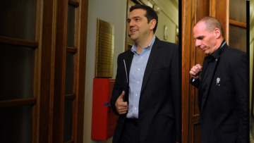 Κυβέρνηση: Δεν παίρνουμε μέτρα χωρίς διαβεβαίωση για χαλάρωση από την ΕΚΤ