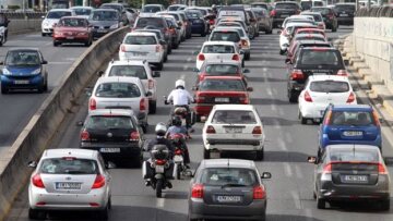Ερχεται «πράσινο χαράτσι» για τα πετρελαιοκίνητα αυτοκίνητα, ταξί και φορτηγά 