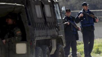 ΠΓΔΜ: Μεγάλη αστυνομική επιχείρηση για τη σύλληψη ένοπλης ομάδας