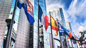 Δεν πάει ούτε σήμερα Βρυξέλλες η ομάδα Χουλιαράκη
