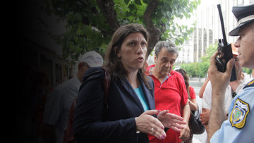 Η "στρατηγός Ζωή" διχάζει κυβέρνηση και ΣΥΡΙΖΑ - Επίθεση από την Ομοσπονδία Αστυνομικών Υπαλλήλων