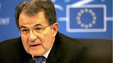 Ρομάνο Πρόντι: «Η Ευρώπη κινδυνεύει με αποσύνθεση» 