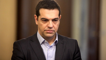Ο Τσίπρας μιλάει για συμφωνία, οι εταίροι συνεχίζουν τις πιέσεις