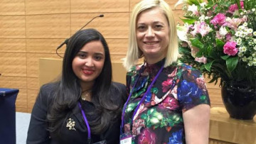 Η Ραχήλ Μακρή βγάζει selfie από το Τόκιο