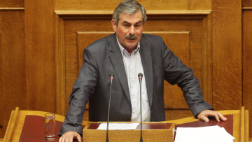 Πετράκος: Για την επιλογή της Παναρίτη φταίνε και οι τέσσερις του οικονομικού επιτελείου