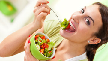 Έρευνα: Οι χορτοφάγοι κινδυνεύουν από... κάταγμα