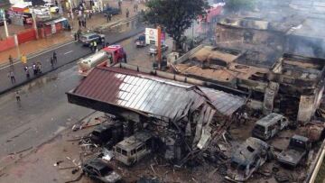 Γκάνα: Τουλάχιστον 78 νεκροί από έκρηξη σε βενζινάδικο στην Άκκρα