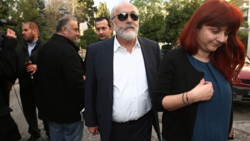 Κουρουμπλής: Μόνο τα μη συνταγογραφούμενα στα σούπερ μάρκετ