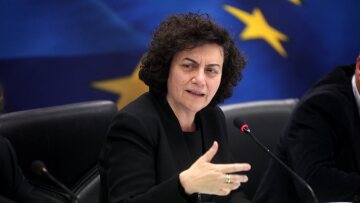 Μίνι φορολογικό: Ένα ακόμα νομοσχέδιο με κατεπείγουσα διαδικασία στη Βουλή