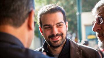 Δεν θα γίνει το αυριανό «briefing» των πολιτικών συντακτών λόγω Μόσχας