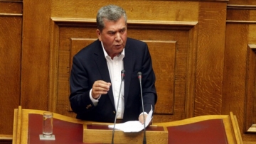 Μητρόπουλος: Δεν χρειάζεται δημοψήφισμα - Οδηγούμαστε στο διχασμό