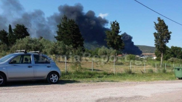 Πυρκαγιά σε αποθήκη με λάδια στη Φθιώτιδα