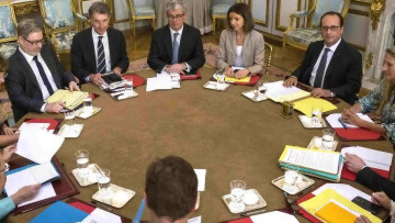 Μέρκελ-Ολάντ: Τα πάντα θα εξαρτηθούν από τις προτάσεις της Ελλάδας