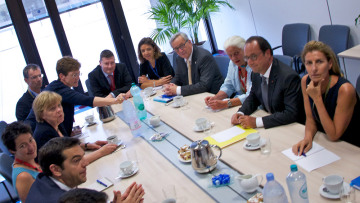 Τελευταία Σύνοδος την Κυριακή για ευρώ ή δραχμή