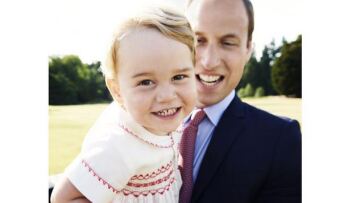 Φωτογραφία: Ο μικρός πρίγκιπας Γεώργιος πιο χαριτωμένος από ποτέ! 