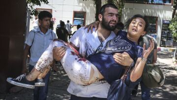 Τουρκία: 20χρονος τζιχαντιστής ο καμικάζι του Σουρούτς