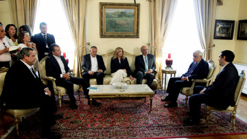 Αρχηγοί σε Τσίπρα: Μην πας σε εκλογές χωρίς λύση για το χρέος