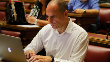 Τι προβλέπει το Σύνταγμα για τις δικογραφίες Βαρουφάκη