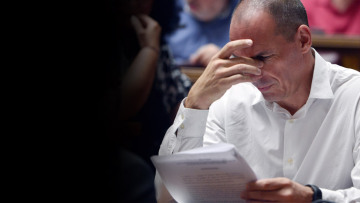 Η Δικαιοσύνη έτοιμη να στείλει στη Βουλή τον Βαρουφάκη και το Plan B 