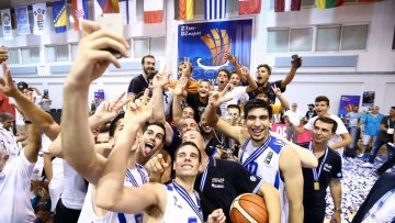 Βίντεο: Δείτε στιγμιότυπα από τον μεγάλο τελικό και τη νίκη της Εθνικής Εφήβων!