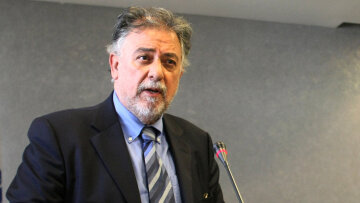 Πανούσης: Ο κ. Βούτσης να ψάξει αλλού για διχασμό, όχι στις δικές μου απόψεις