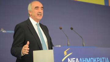 Μεϊμαράκης: Με τα πουκάμισα έξω, με στυλ χαβαλέ, δεν μπορείς να πείσεις