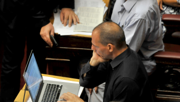 «Φύλλο και φτερό» κάνει τα συστήματα η ΕΛΑΣ για το «χακάρισμα» των ΑΦΜ από την ομάδα του Plan B