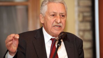«Όχι» από Κουβέλη για εκλογική συνεργασία της ΔΗΜΑΡ με το ΠΑΣΟΚ