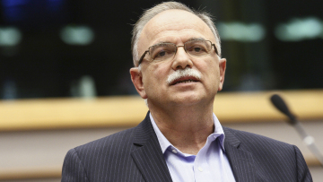 Σύγκρουση ΣΥΡΙΖΑ - ΝΔ για τον ΦΠΑ 23% στην ιδιωτική εκπαίδευση