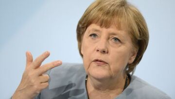 Guardian: Η Μέρκελ συνειδητοποίησε πώς μία ανθρωπιστική κρίση απειλεί τις θεμελιώδεις αρχές της ηπείρου