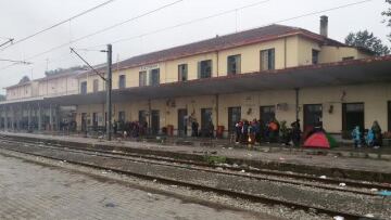 Μετανάστες στην Ειδομένη: Εικόνες ντροπής καταγγέλουν οι εργαζόμενοι στους σιδηροδρόμους