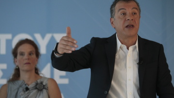 Θεοδωράκης: «Δυνατό Ποτάμι» για να ελέγξουμε το πρώτο κόμμα