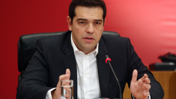 Ο Τσίπρας δικαιολογεί γιατί έφερε το τρίτο μνημόνιο 