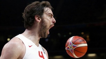 Από άλλον πλανήτη ο Γκασόλ «πάτησε» τη Γαλλία και έστειλε τους Ισπανούς στον τελικό!