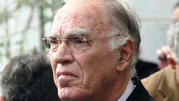 Εννέα «προαπαιτούμενα» Λεβέντη για στήριξη σε Τσίπρα