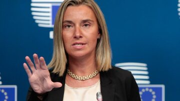 Μογκερίνι: Πρέπει να φανούμε αξιόπιστοι στην αντιμετώπιση της μεταναστευτικής κρίσης