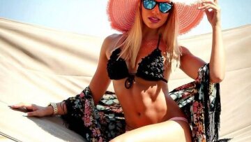 Ιωάννα Μαλέσκου: Η κορμάρα της Κρήτης! (pics)