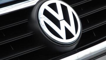 Σκάνδαλο Volkswagen: «Έδρασαν εγκληματικά» δηλώνει μέλος του συμβουλίου εποπτείας για τους εμπλεκόμενους