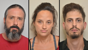 Στη δημοσιότητα φωτογραφίες του Πετρακάκου και των συνεργών του 