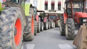 Κινητοποιήσεις έξω από τις ΔΟΥ Χανίων ανακοίνωσαν αγρότες και κτηνοτρόφοι 