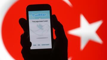 «Μπλόκαρε» το Twitter ο Ερντογάν μετά το μακελειό στην Άγκυρα;