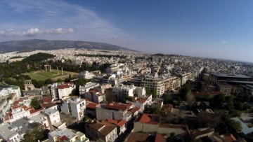 «Χρυσή βίζα»: Πέρασαν μπροστά οι Κινέζοι στις αγορές ελληνικών ακινήτων άνω των €250.000