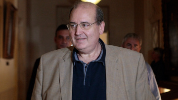 Φίλης: «Πενταροδεκάρες» ο ΦΠΑ στην Παιδεία - Φόβοι για «έξοδο» 20.000 μαθητών