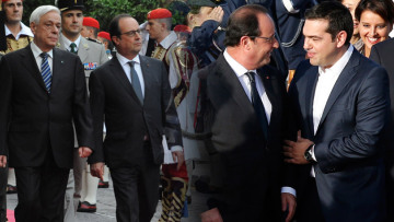 «Ναι» από τον Ολάντ στη συζήτηση του χρέους