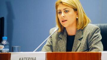 Ευρωπαίος αξιωματούχος στη Welt: Πισωγύρισμα η απομάκρυνση Σαββαΐδου