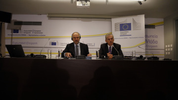 Συνάντηση Κατρούγκαλου-Μοσκοβισί για ασφαλιστικό και εργασιακά