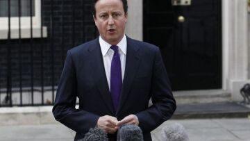 Κάμερον: Περισσότερο πιθανή η τοποθέτηση βόμβας στο ρωσικό Airbus