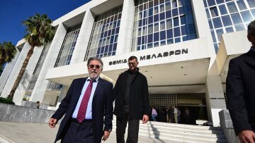 Για τρία στελέχη του ΣΥΡΙΖΑ και απειλές από τον Απρίλιο μιλά ο Πανούσης